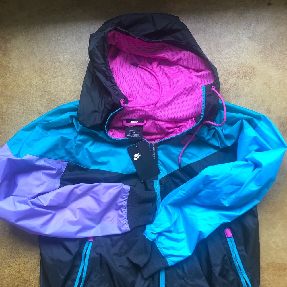 Men’s Nike Windbreaker